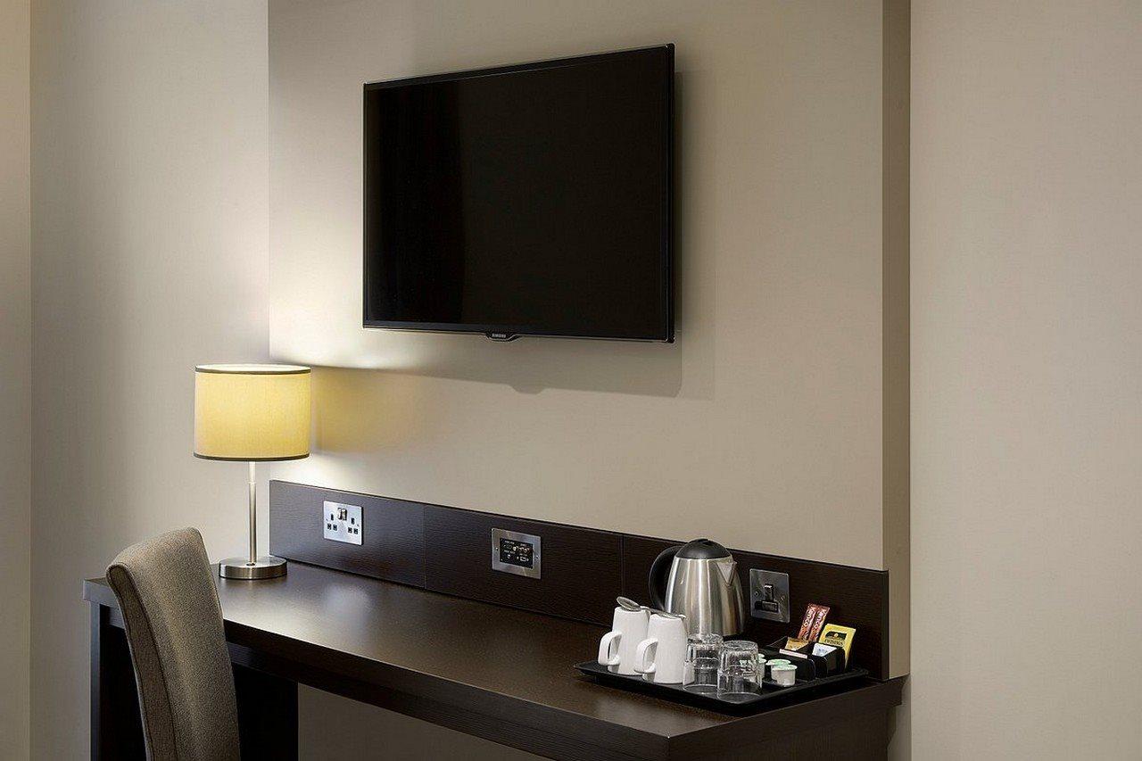 Premier Inn Leeds City Centre Whitehall Road Hotel