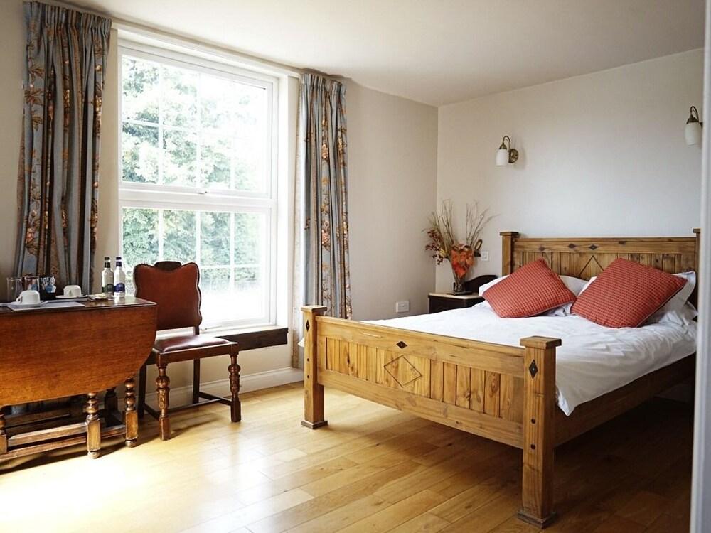 The Marlbank Inn