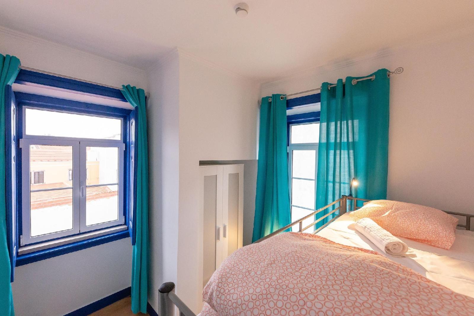 Help Yourself Hostels Parede