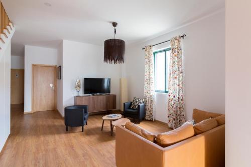H18