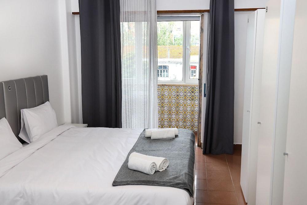 Lisbon Home Host - Hostel