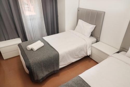 Lisbon Home Host - Hostel