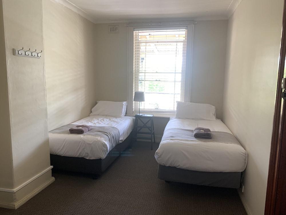 Woolpack Hotel