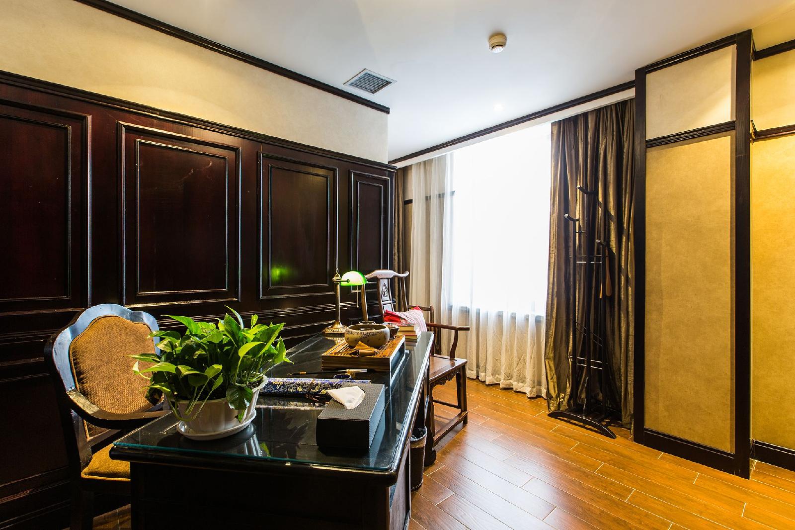 Hui Hua Gong Theme Hotel
