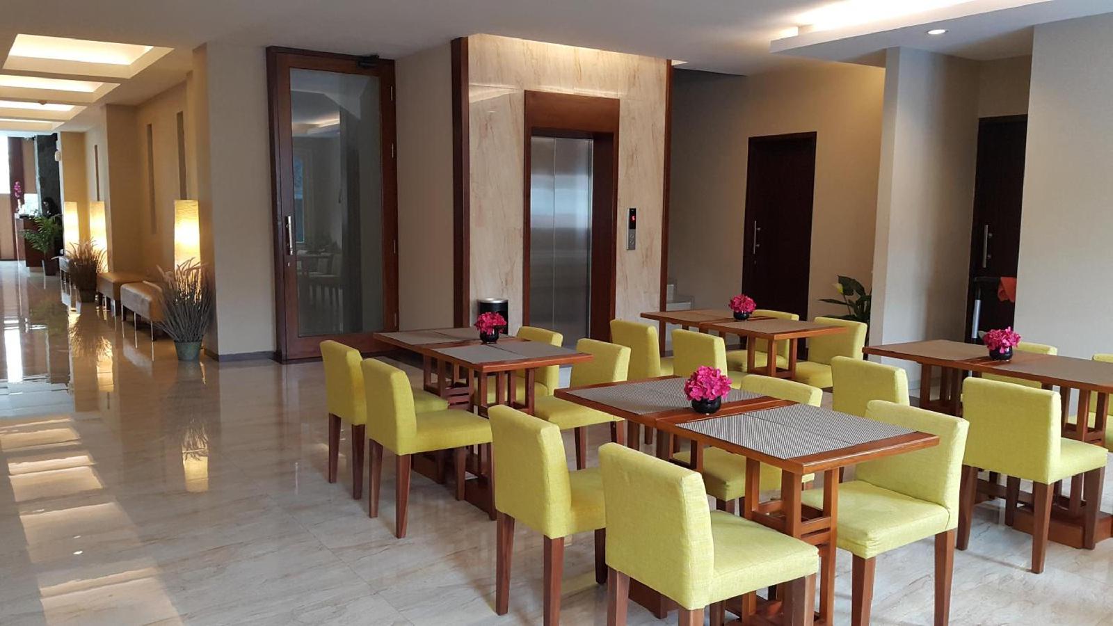 Biz@ Hotel Ambon