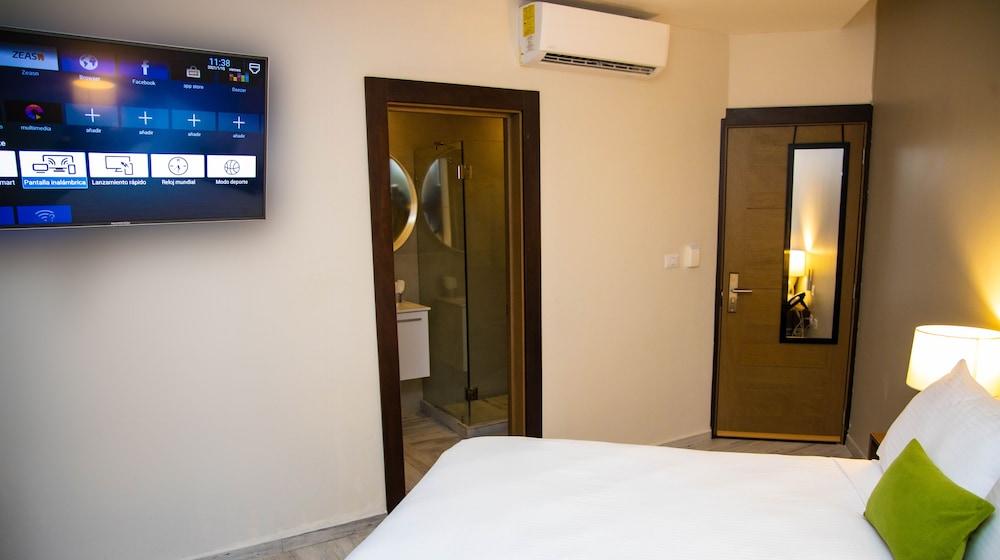 Alkquimia Hotel Lounge and Bar