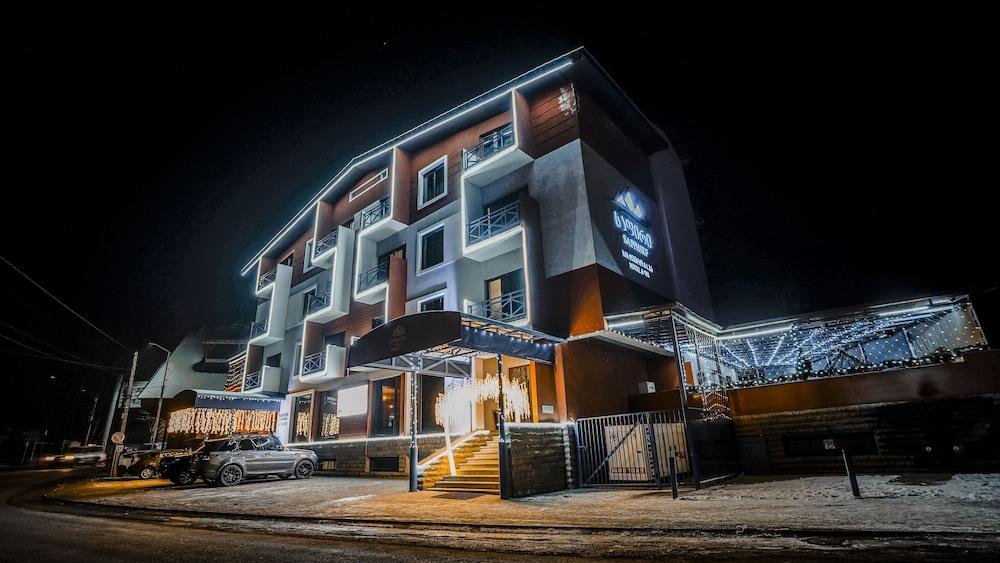 Sapphire Hotel & Spa Bakuriani