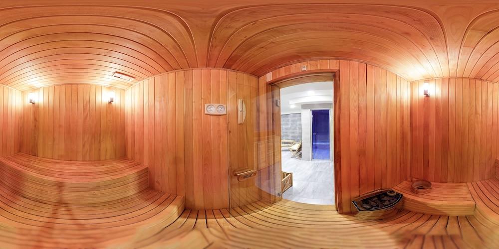 Sapphire Hotel & Spa Bakuriani