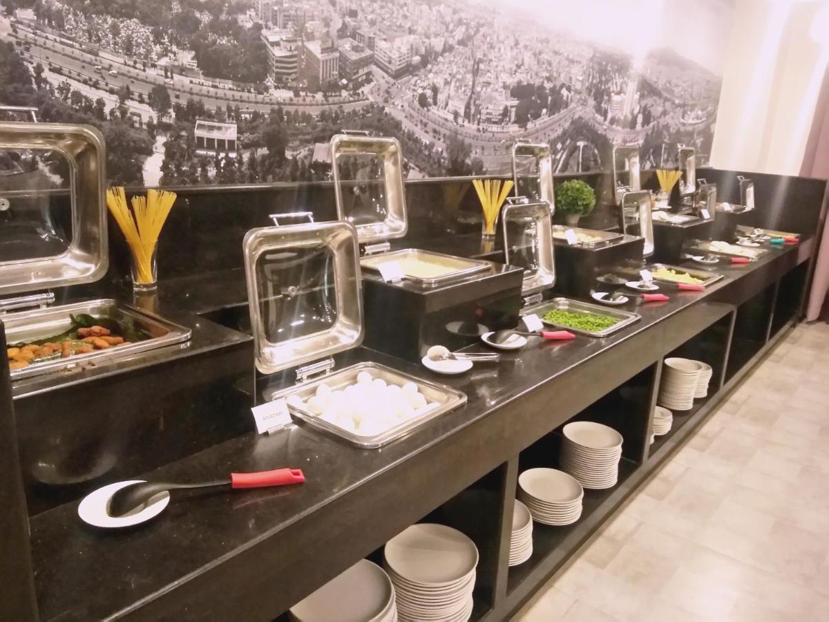Mantris Hotel