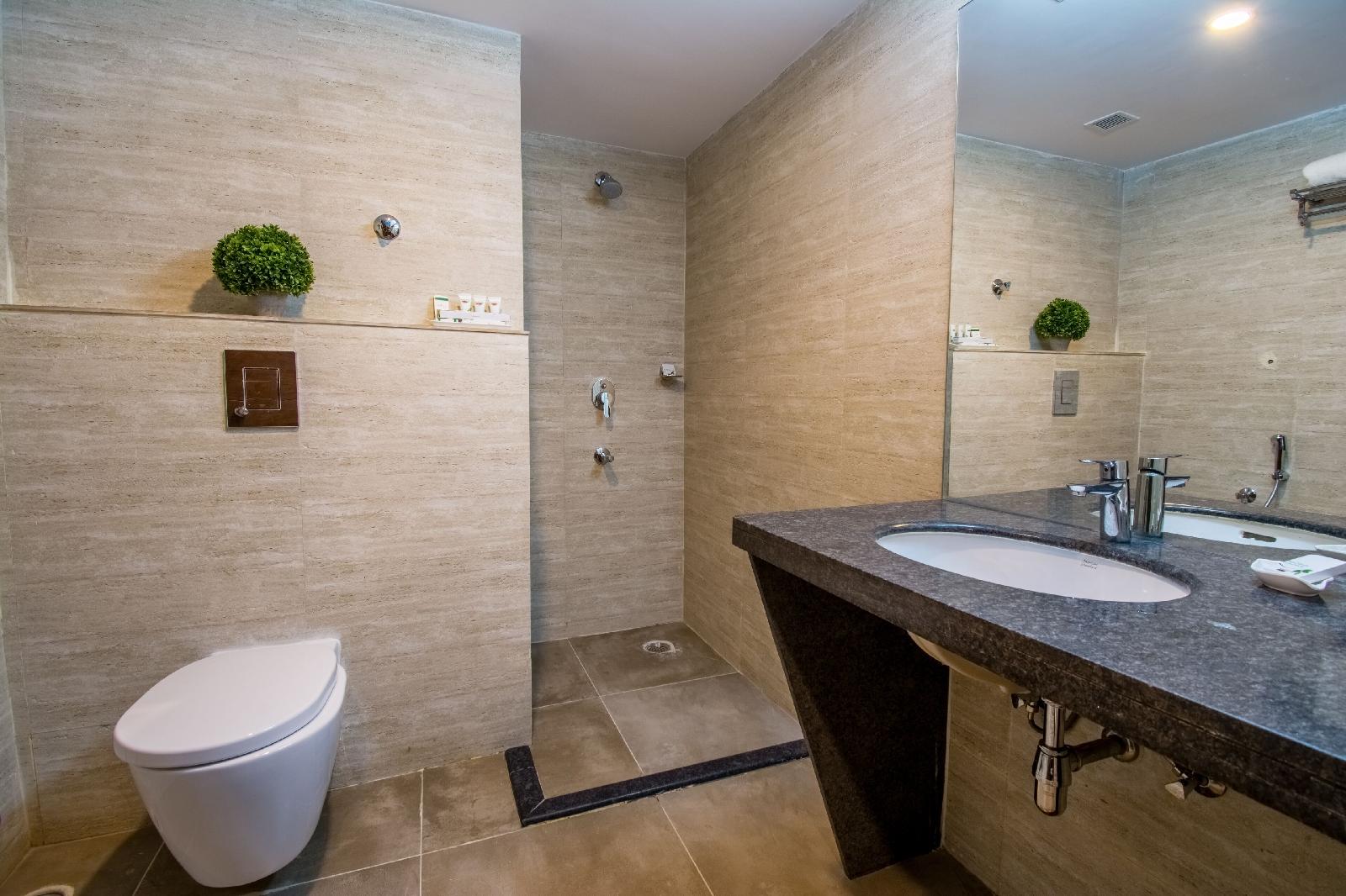 Mantris Hotel