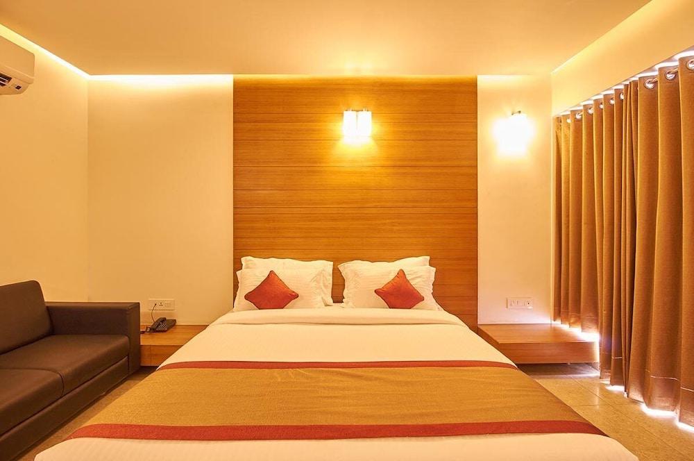 7wonders Hotel Gandhinagar