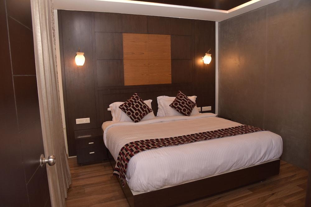 Armani Residency