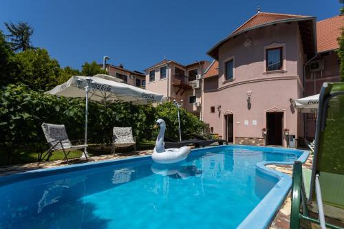 Illés Hotel