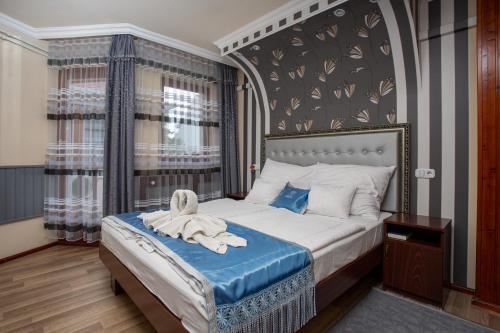 Illés Hotel