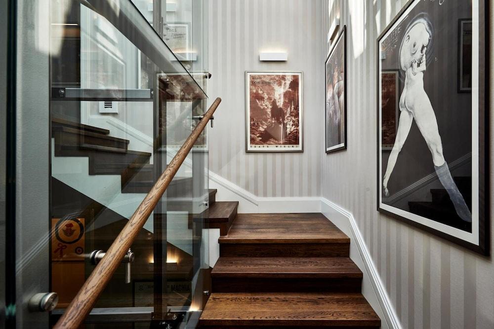 Hotel SixtySix
