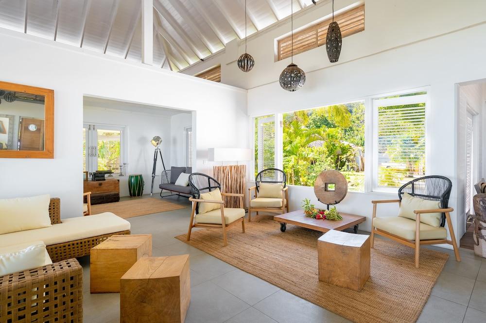 Moorea Beach Lodge