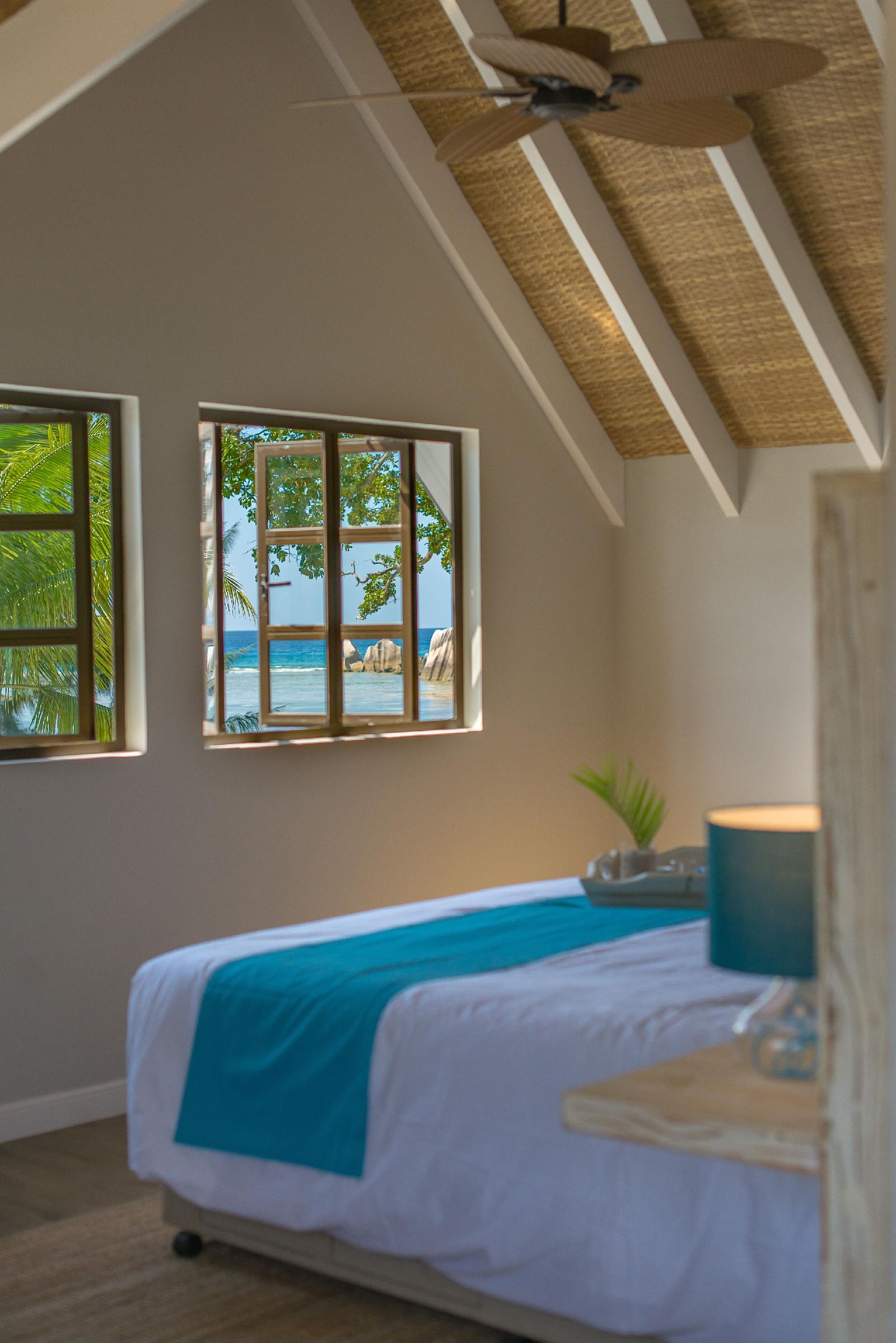 Le Nautique Luxury Waterfront Hotel