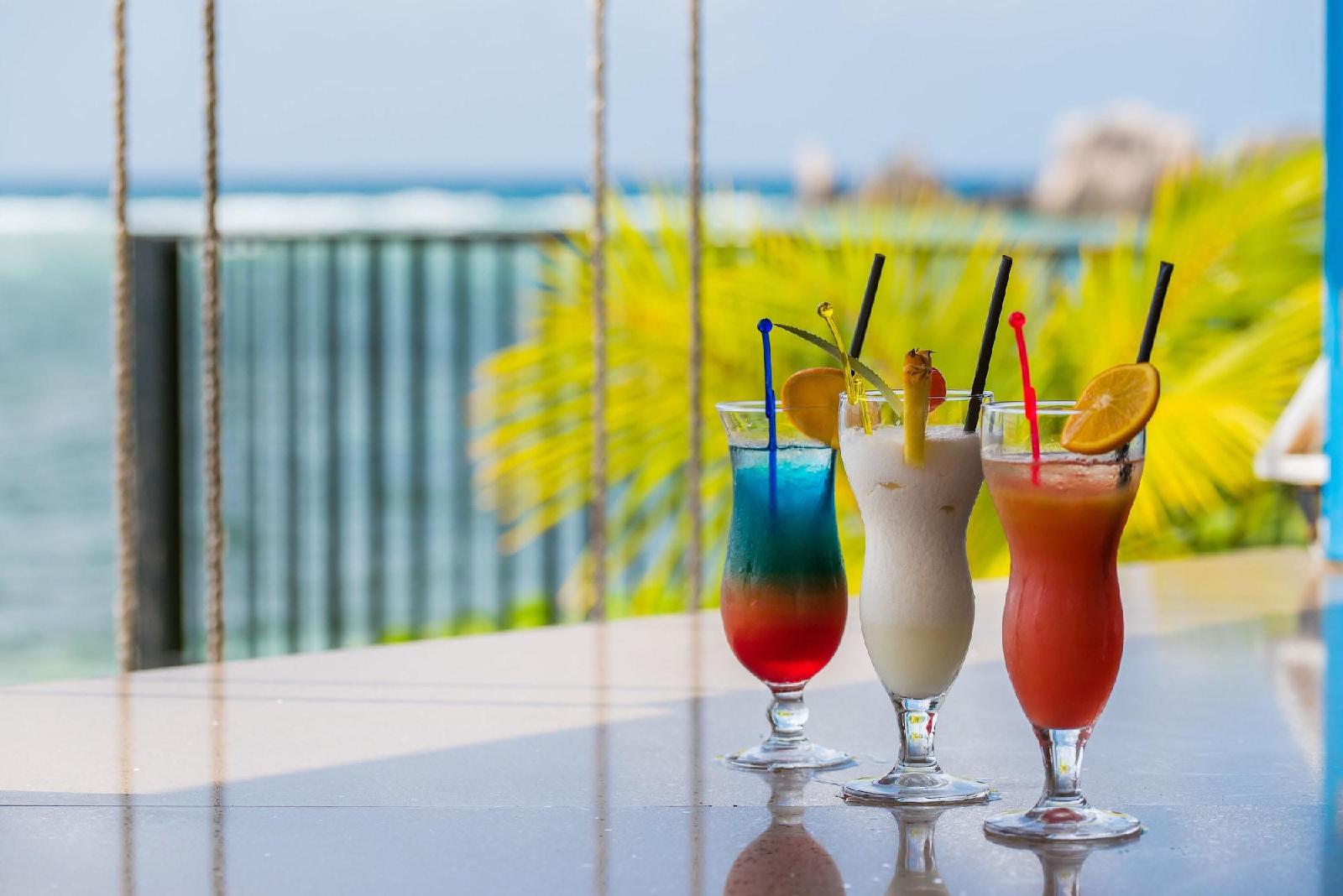 Le Nautique Luxury Waterfront Hotel