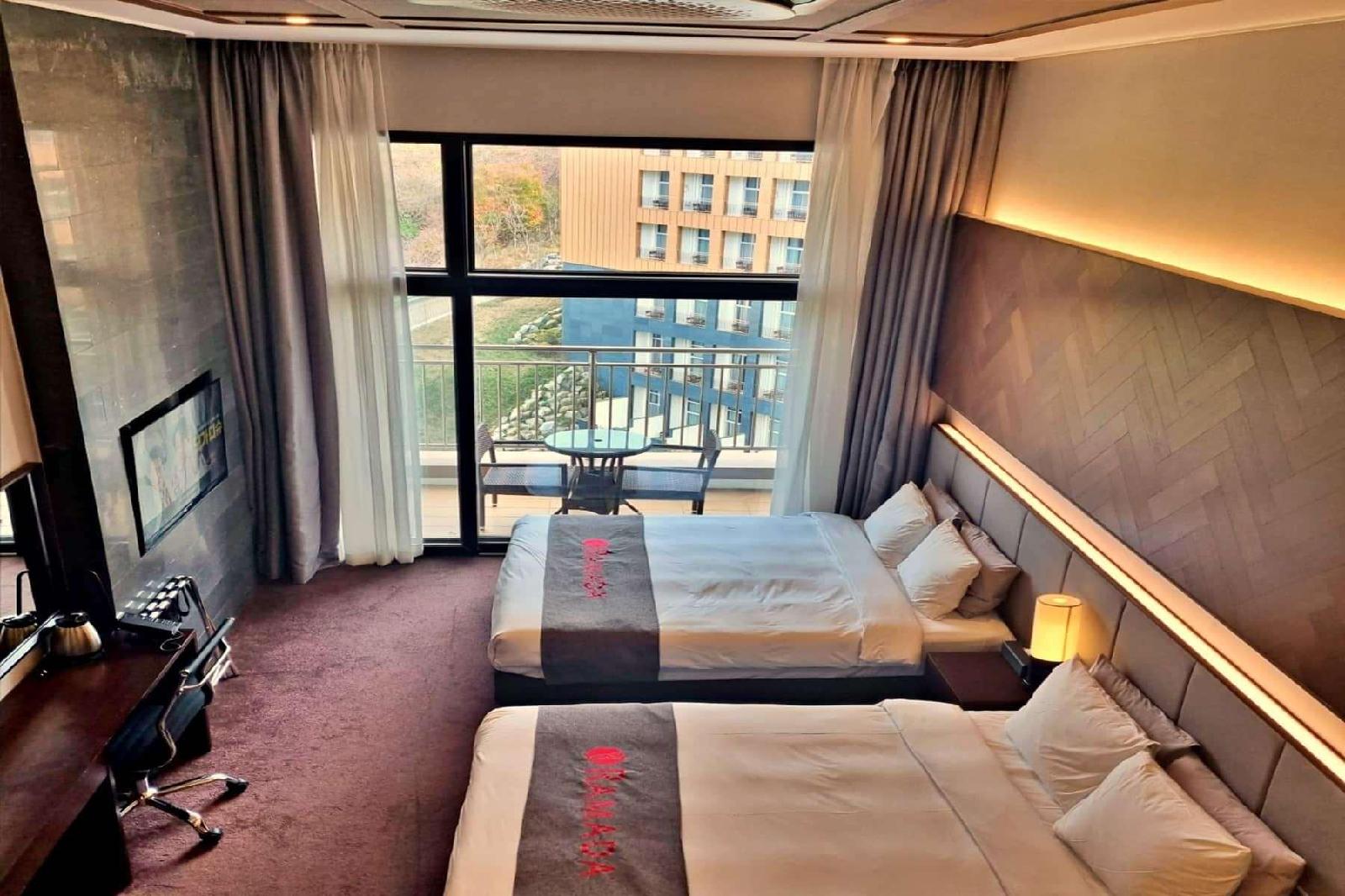 Ramada Hotel & Suites by Wyndham Gangwon Pyeongchang