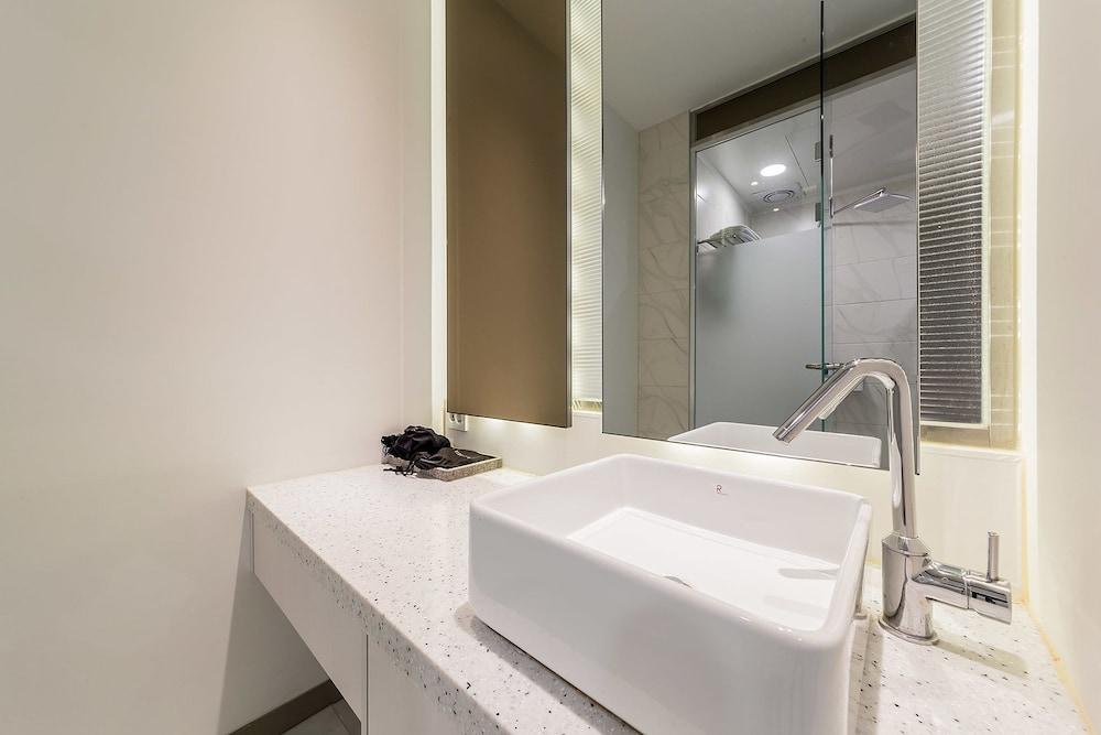 Rosabell Hotel