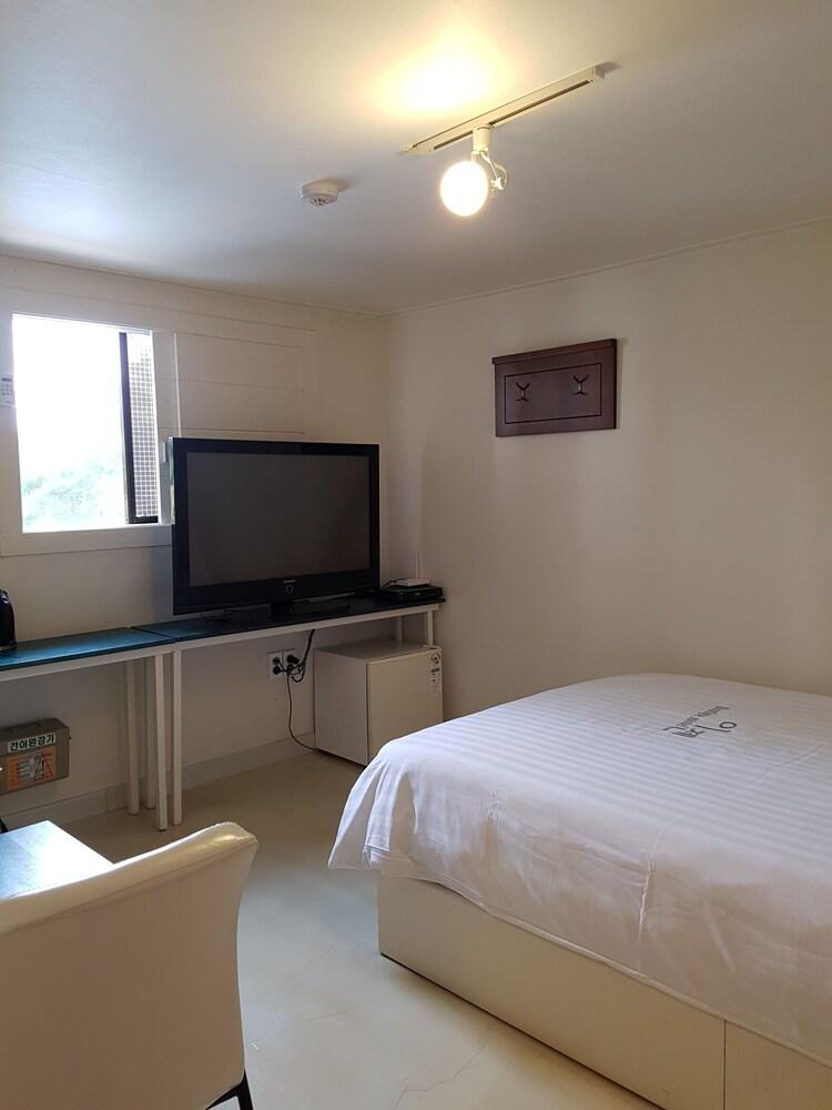 Ezen Motel