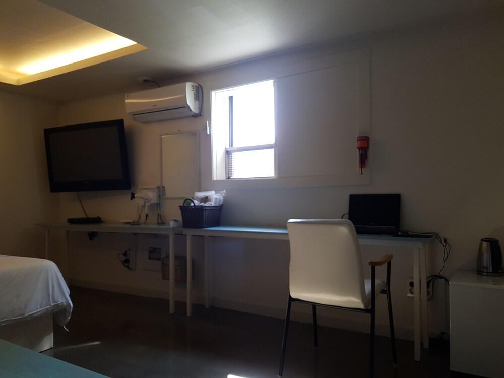 Ezen Motel