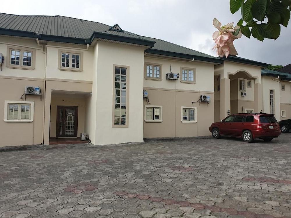 Hano Hotels And Suites