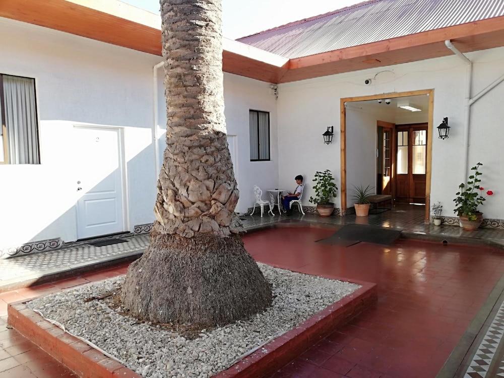 Hotel Chagual
