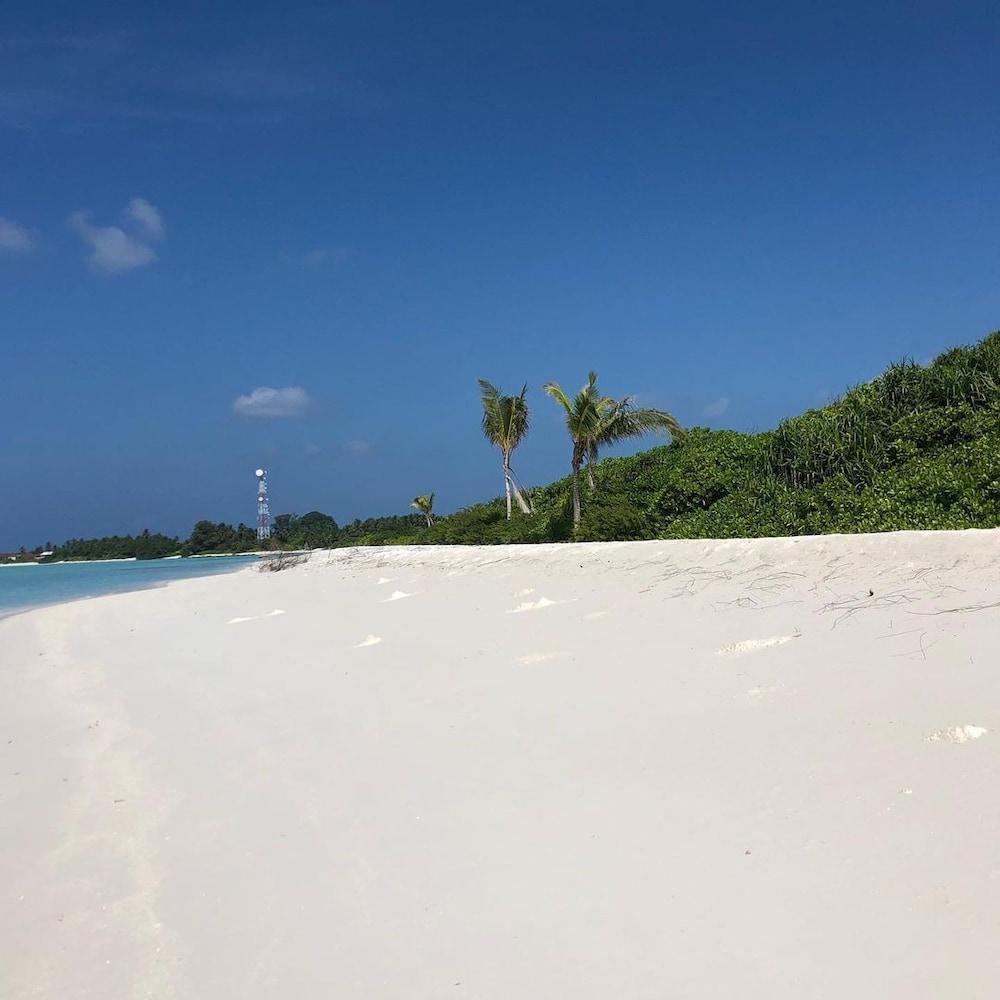Veli Beach Inn