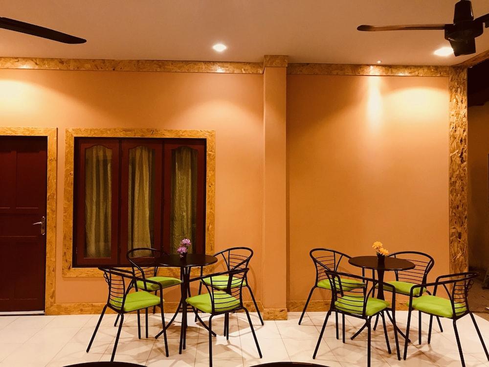 Veli Beach Inn
