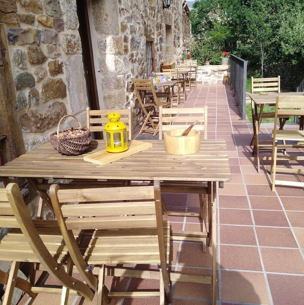 Las Encinas Hotel