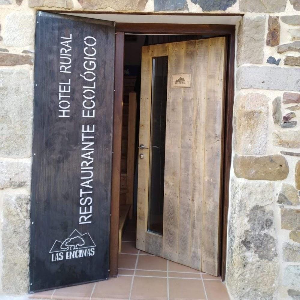 Las Encinas Hotel