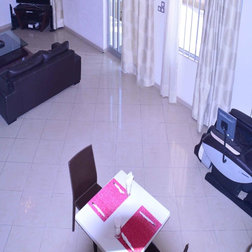 Residences Easy Hotel