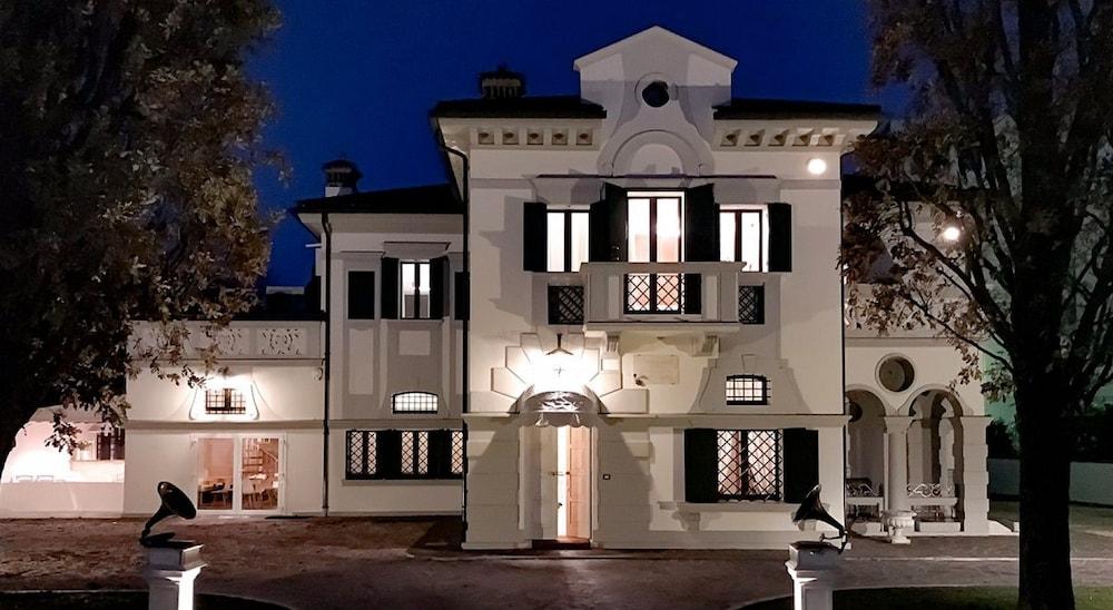 Relais Toti