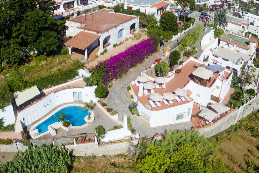Villa Araucaria