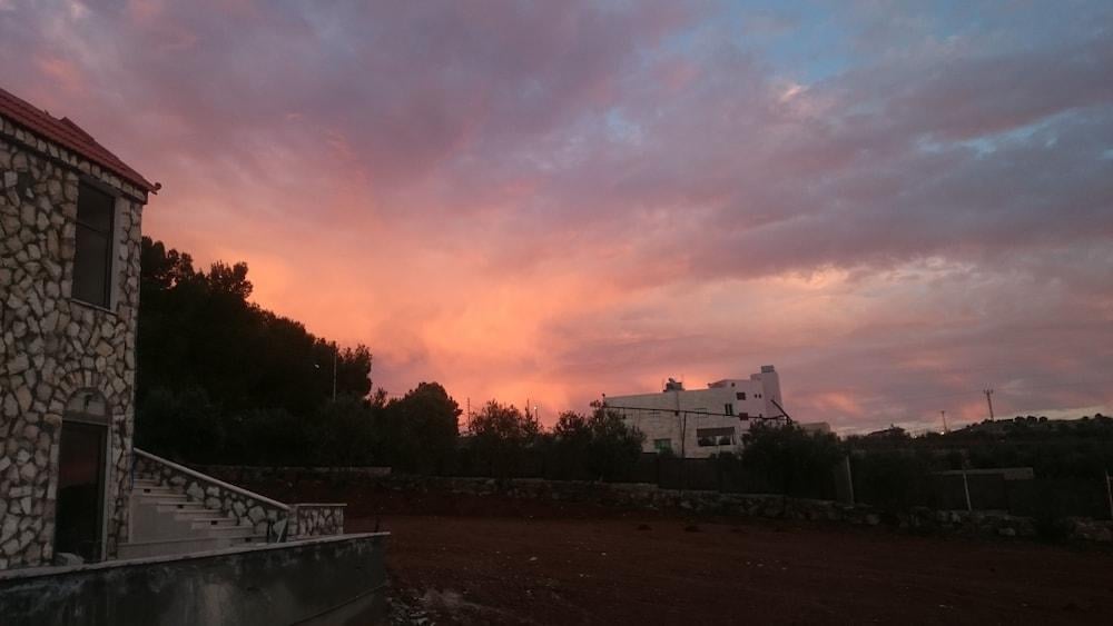Town Of Nebo Hotel