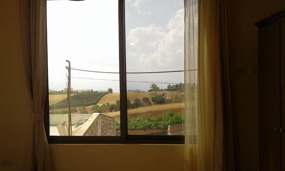 Town Of Nebo Hotel
