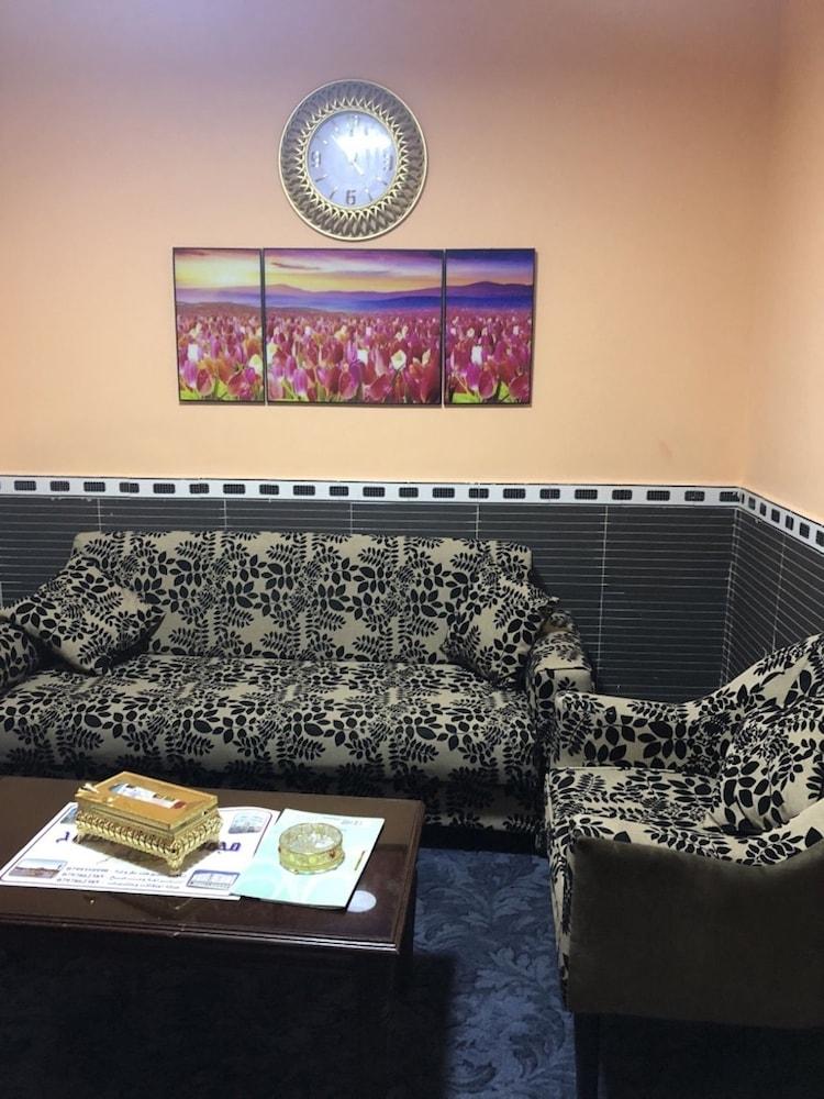Marj Alhamam Furnished Suites