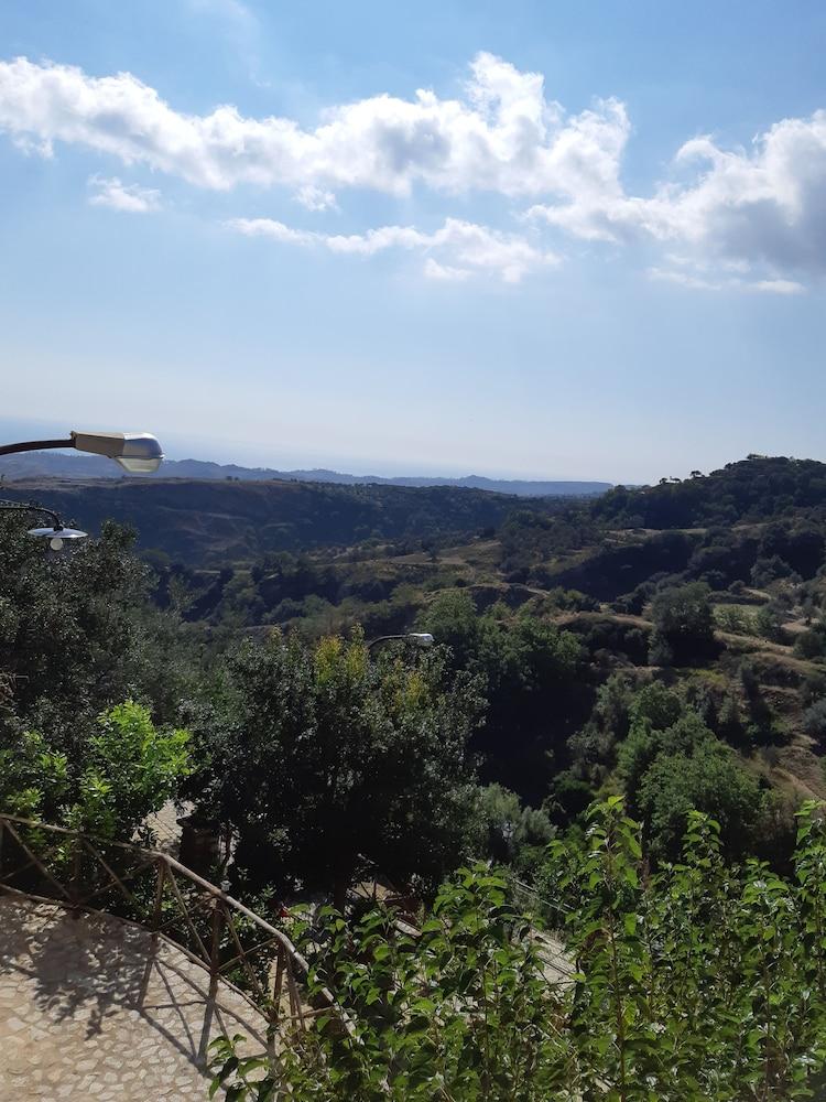B & B Stillachiara