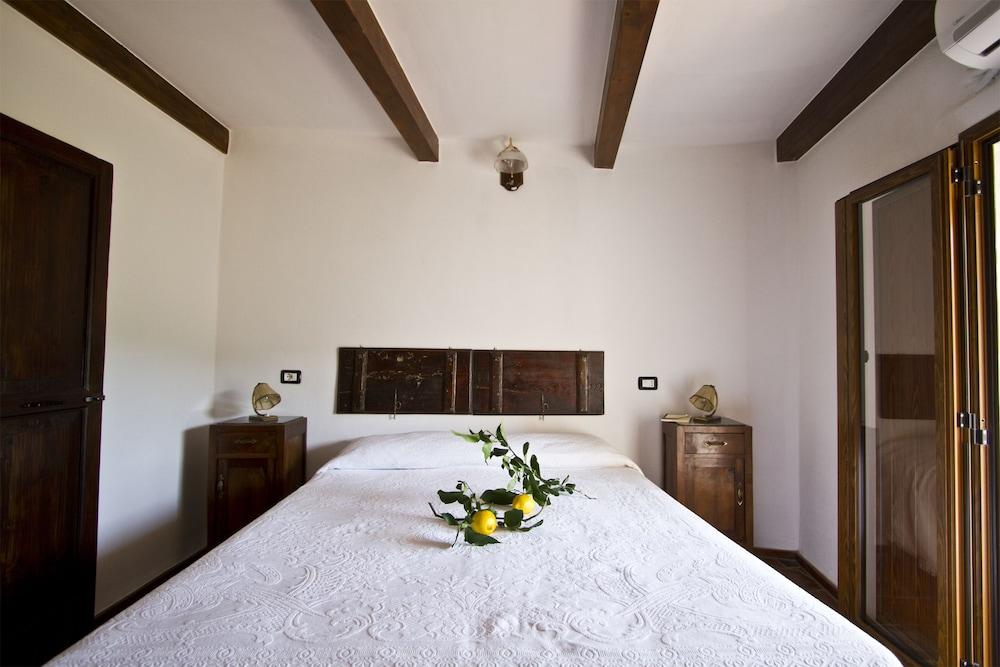 B & B Stillachiara