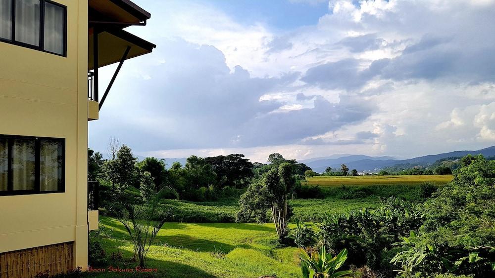 Baan Sakuna Resort
