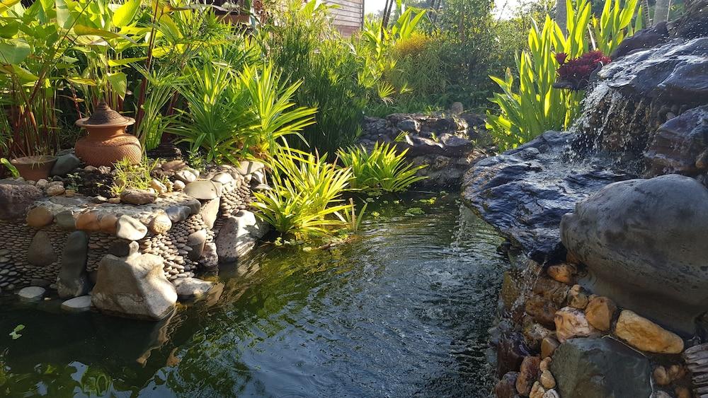 Baan Sakuna Resort