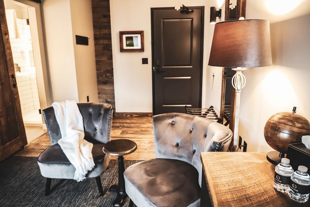 Hotel Crosby