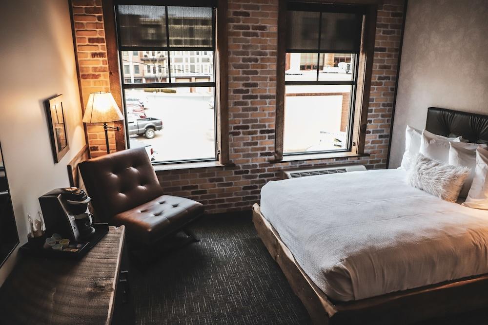 Hotel Crosby
