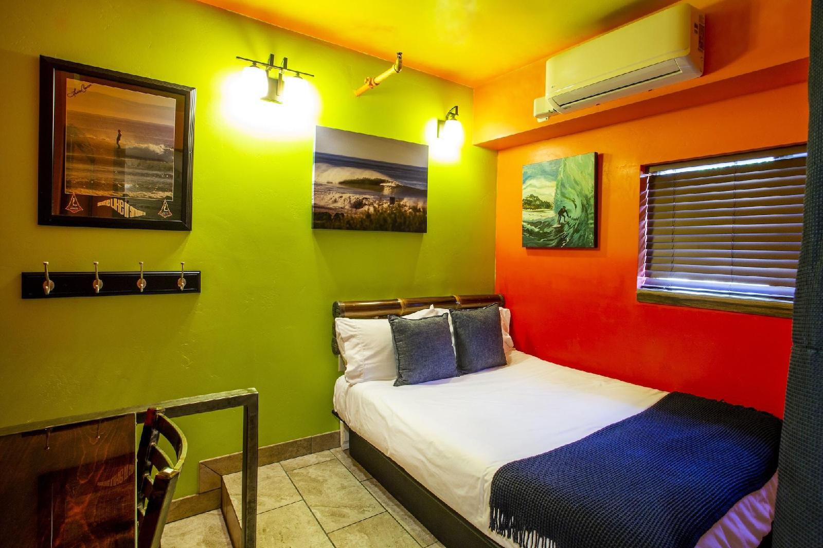 Nomads Hotel