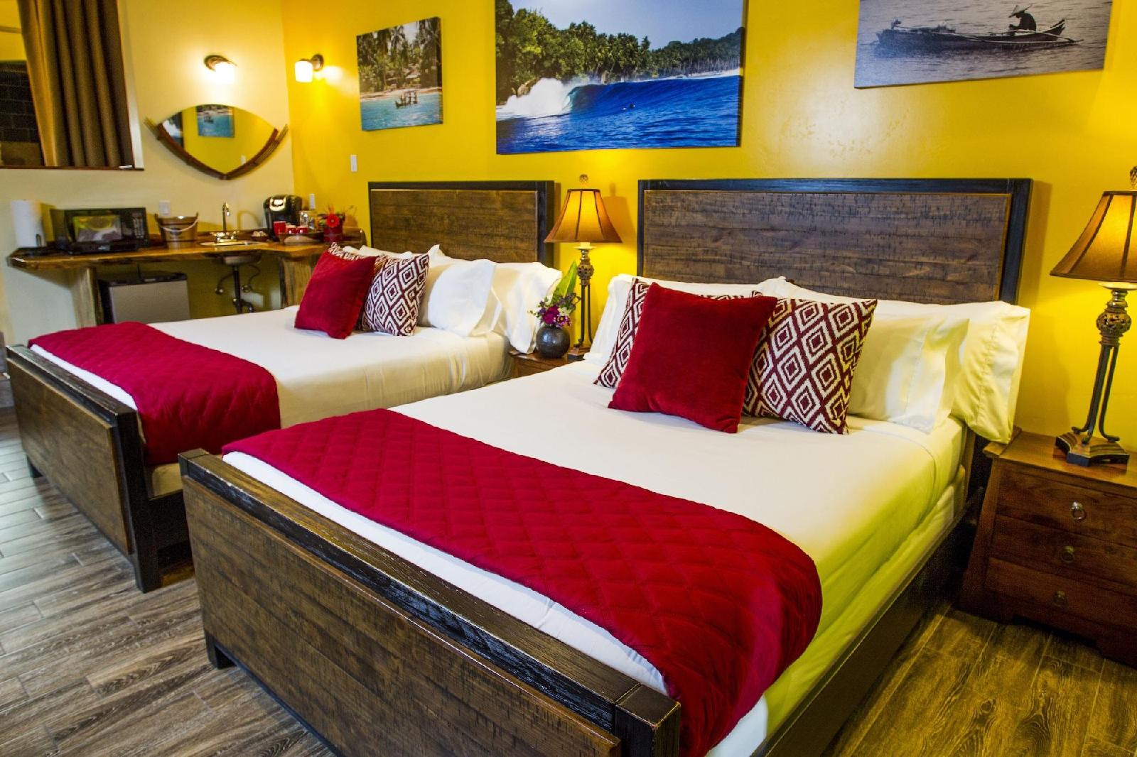 Nomads Hotel