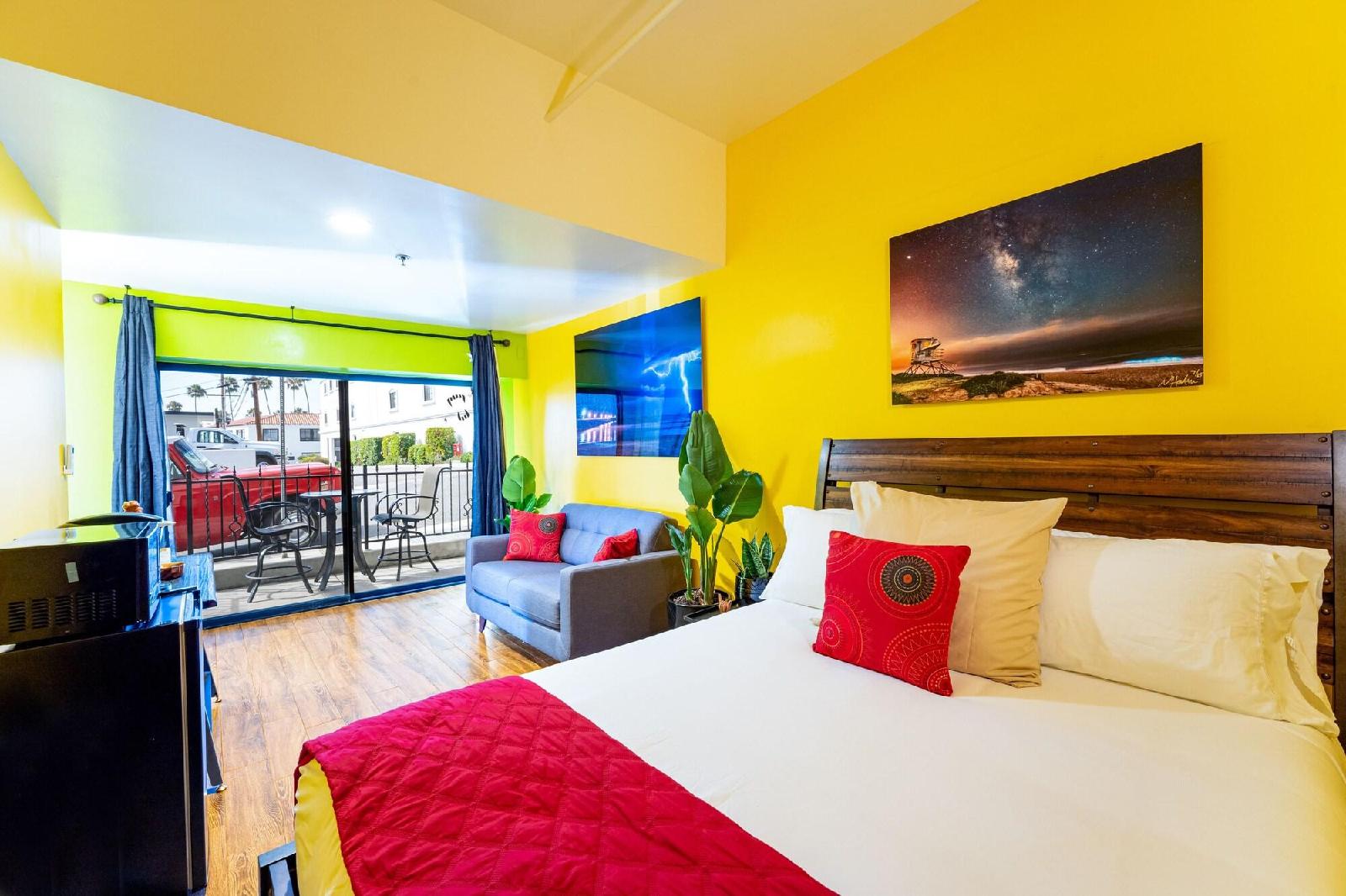 Nomads Hotel