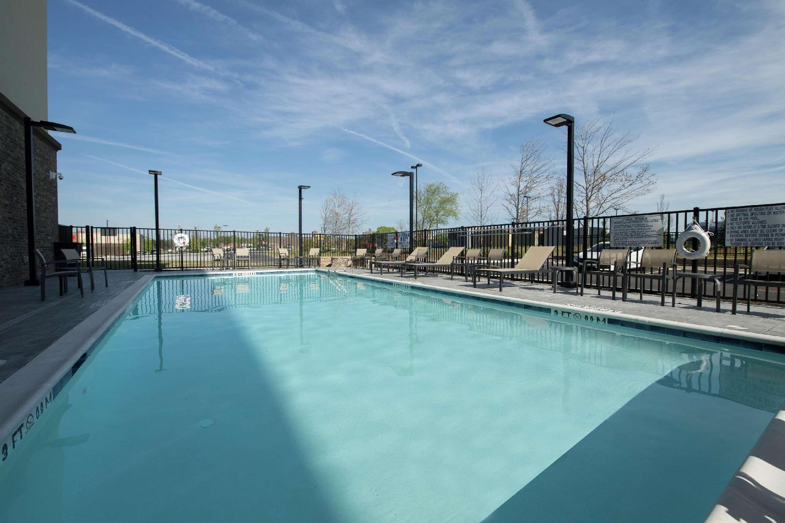 Hampton Inn & Suites Snellville Atlanta Ne