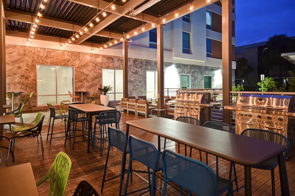 Home2 Suites by Hilton South San Francisco