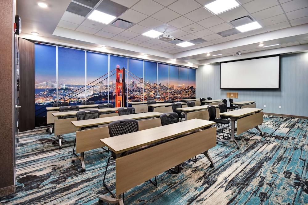 Home2 Suites by Hilton South San Francisco